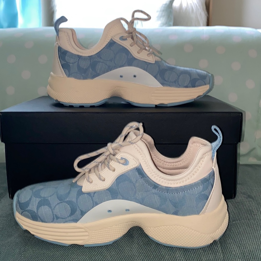 Coach Signature Chambray Tech Runners 7.5